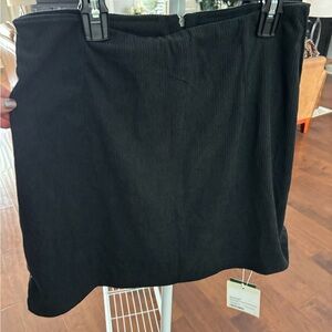 NWT HALARA Black Corduroy Mini Skirt Size Medium Long